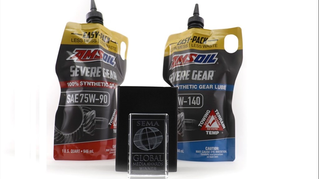 AMSOIL получил награду SEMA Global Media Award за продукт SEVERE GEAR Easy Pack на выставке SEMA 2018!